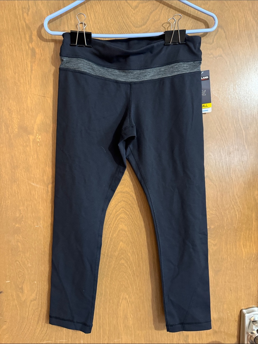 Kirkland Signature Black 3/4 length Leggings with Gray Waistband